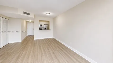 900 SW 8th Street Miami FL 33130