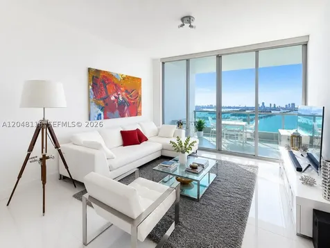 900 Biscayne Boulevard Miami FL 33132