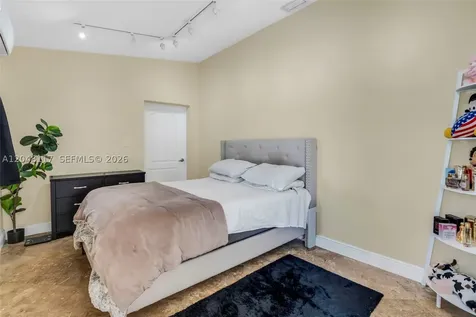114 SW SW 57th Court Miami FL 33144