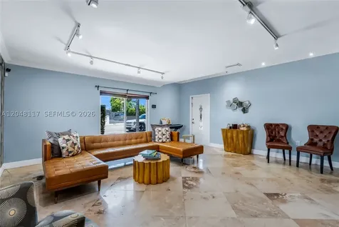 114 SW SW 57th Court Miami FL 33144