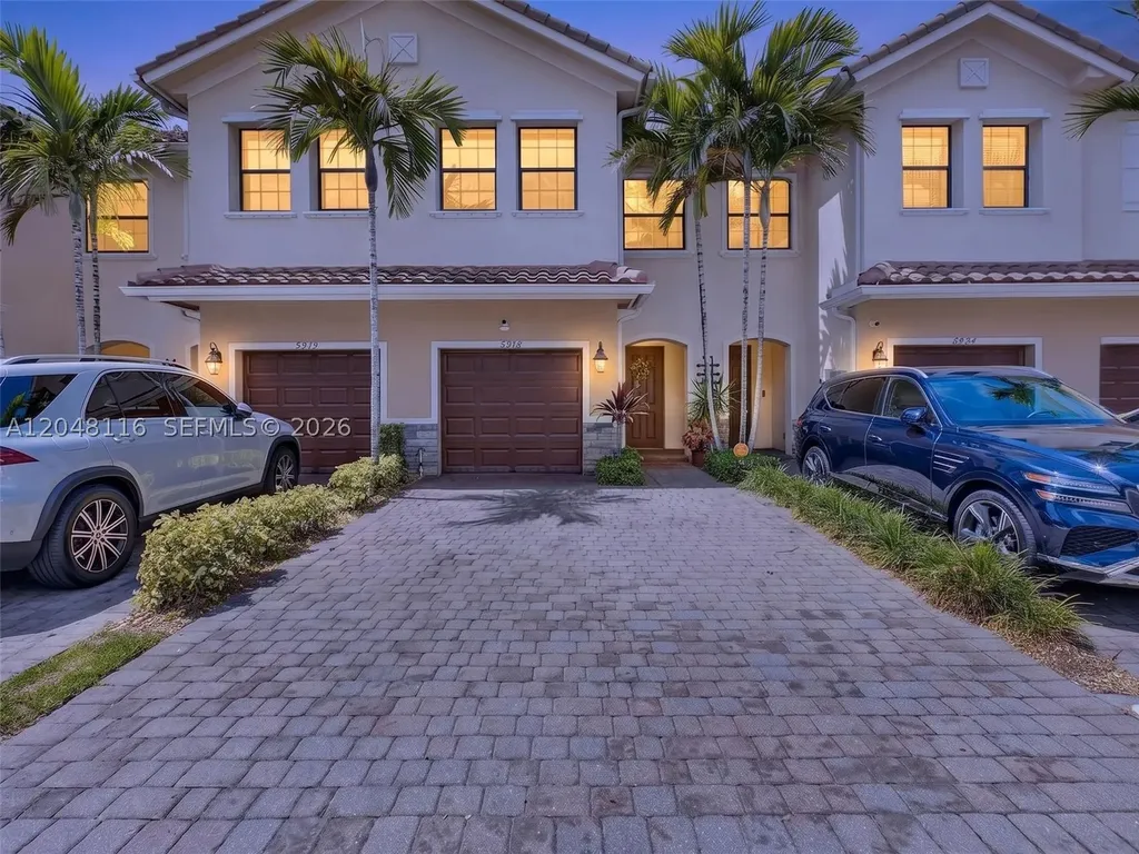 5918 NW 56th Place Tamarac FL 33319