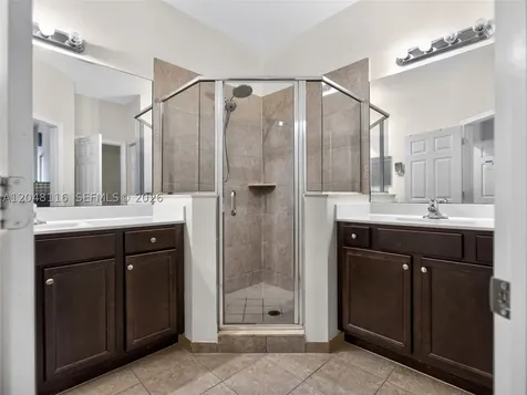 5918 NW 56th Place Tamarac FL 33319