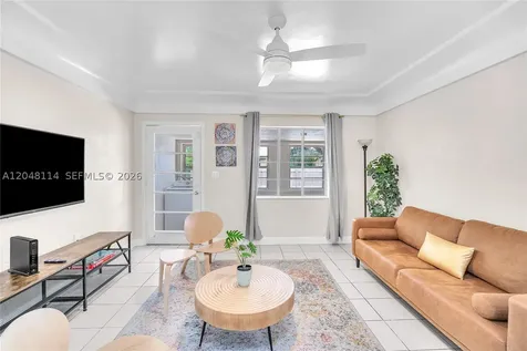 261 SW 15th Street Dania Beach FL 33004