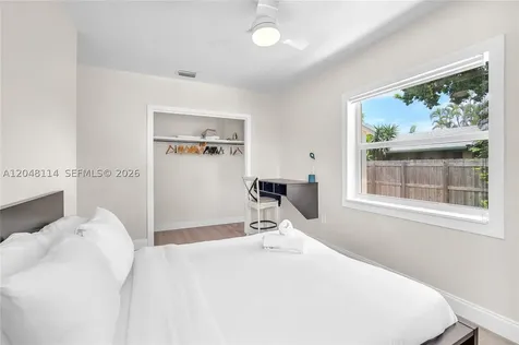 261 SW 15th Street Dania Beach FL 33004
