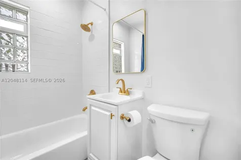 261 SW 15th Street Dania Beach FL 33004