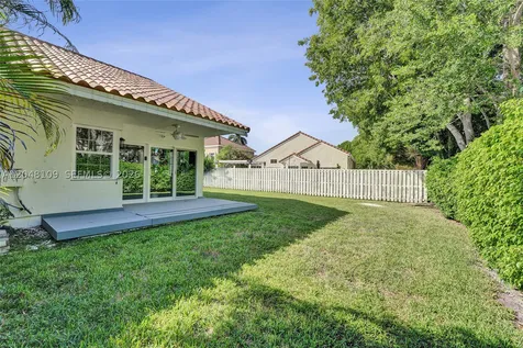 507 Bridgeton Road Weston FL 33326