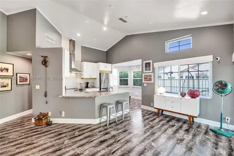 507 Bridgeton Road Weston FL 33326