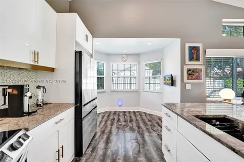 507 Bridgeton Road Weston FL 33326
