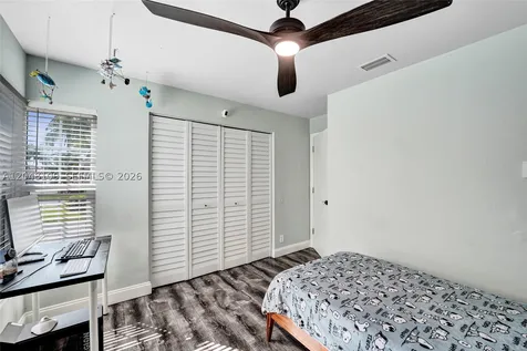507 Bridgeton Road Weston FL 33326