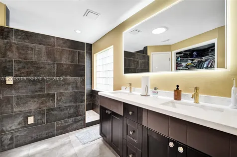 507 Bridgeton Road Weston FL 33326