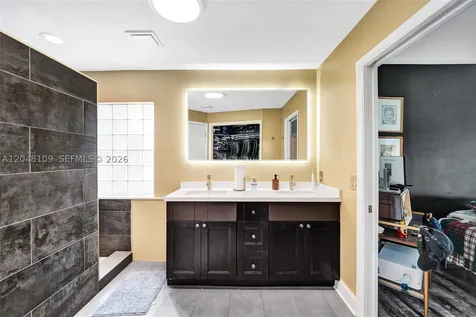 507 Bridgeton Road Weston FL 33326