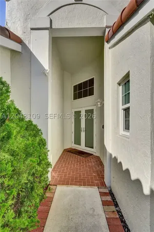 507 Bridgeton Road Weston FL 33326