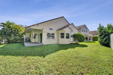 507 Bridgeton Road Weston FL 33326