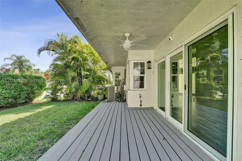 507 Bridgeton Road Weston FL 33326
