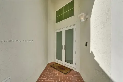 507 Bridgeton Road Weston FL 33326