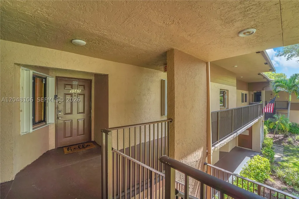9565 NW 2nd Place Coral Springs FL 33071