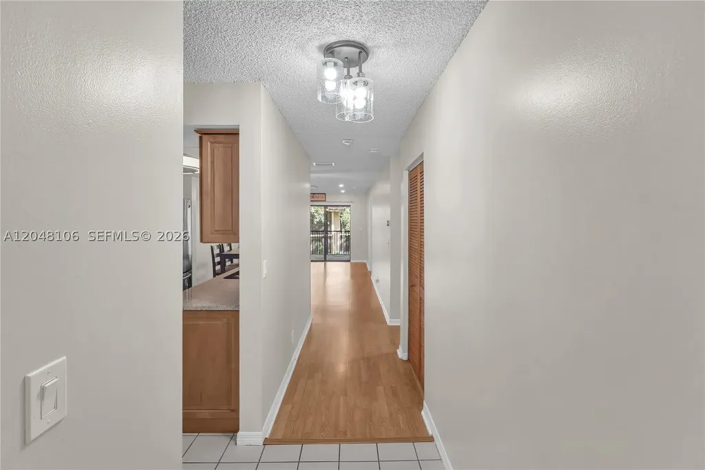 9565 NW 2nd Place Coral Springs FL 33071