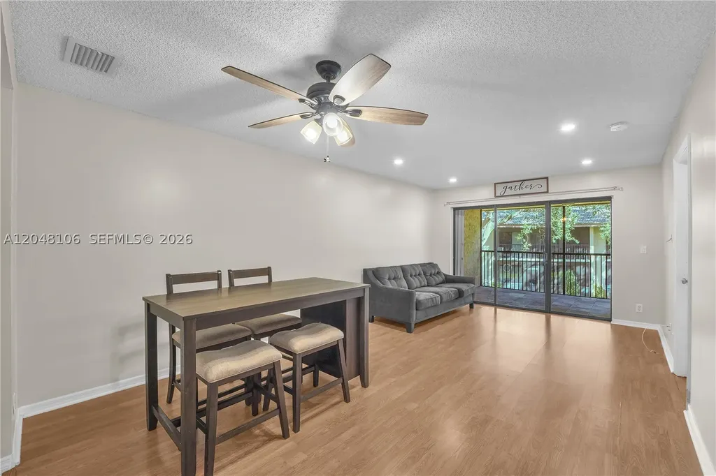 9565 NW 2nd Place Coral Springs FL 33071