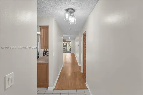 9565 NW 2nd Place Coral Springs FL 33071