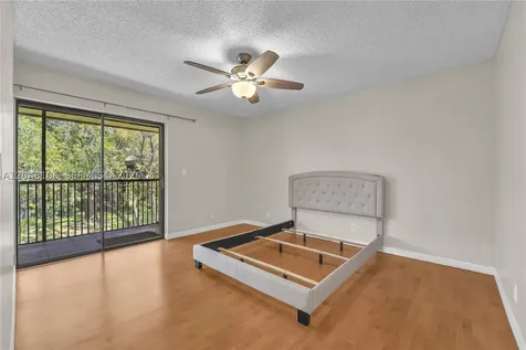 9565 NW 2nd Place Coral Springs FL 33071