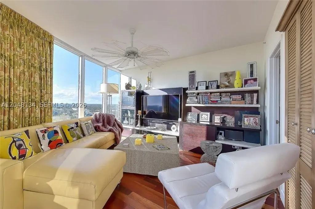 333 Las Olas Way Fort Lauderdale FL 33301