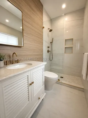 4455 N Bay Road Miami Beach FL 33140
