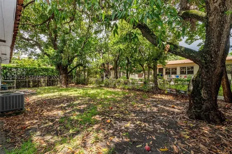 245 NE 48th Street Miami FL 33137
