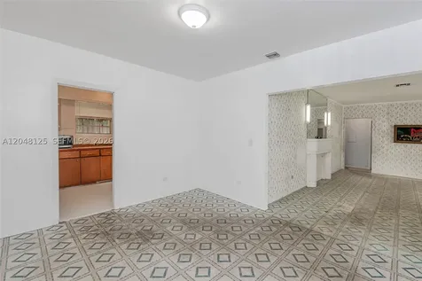 245 NE 48th Street Miami FL 33137