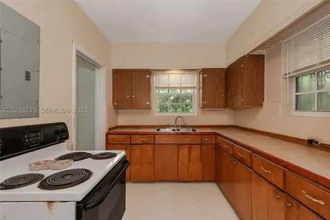 245 NE 48th Street Miami FL 33137