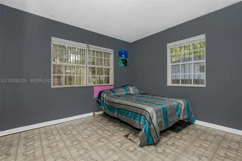 245 NE 48th Street Miami FL 33137