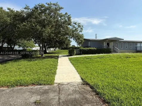 18500 Griffin Road Southwest Ranches FL 33332