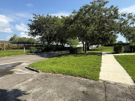 18500 Griffin Road Southwest Ranches FL 33332