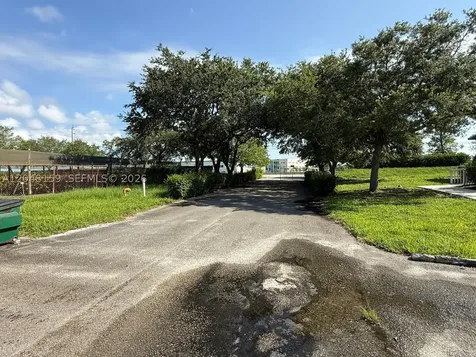 18500 Griffin Road Southwest Ranches FL 33332