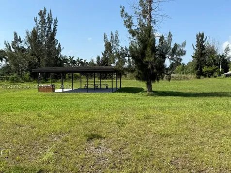 18500 Griffin Road Southwest Ranches FL 33332