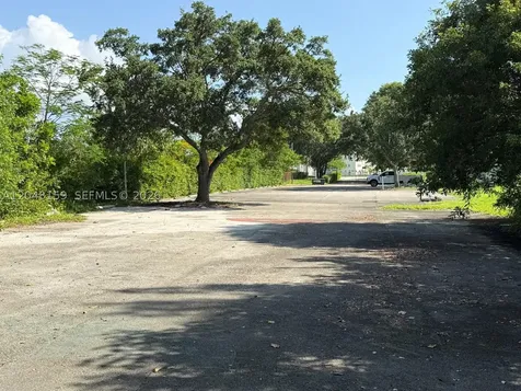 18500 Griffin Road Southwest Ranches FL 33332