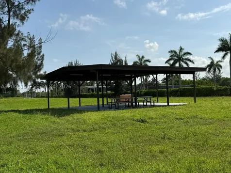 18500 Griffin Road Southwest Ranches FL 33332