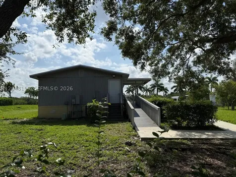 18500 Griffin Road Southwest Ranches FL 33332