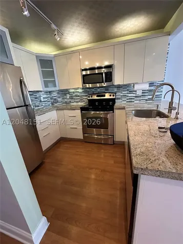 1228 West Avenue Miami Beach FL 33139