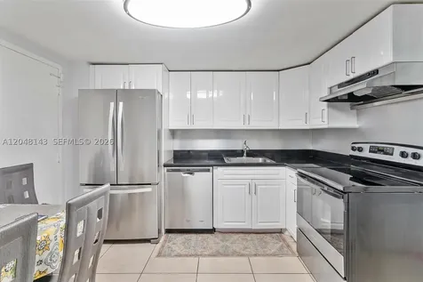 Sunny Isles Beach FL 33160