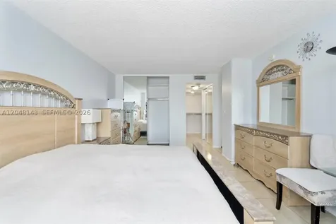 Sunny Isles Beach FL 33160