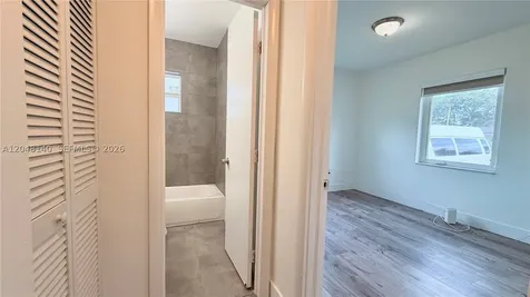 115 NW 118th Street Miami FL 33168