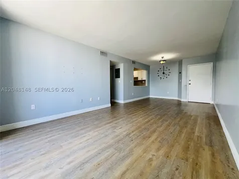 8231 NW 8th Street Miami FL 33126