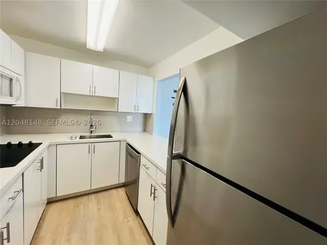 8231 NW 8th Street Miami FL 33126