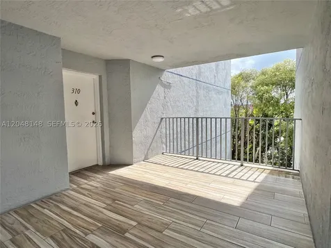 8231 NW 8th Street Miami FL 33126