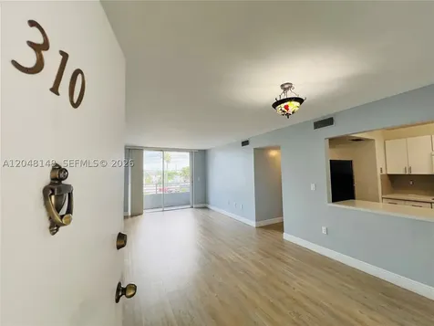 8231 NW 8th Street Miami FL 33126