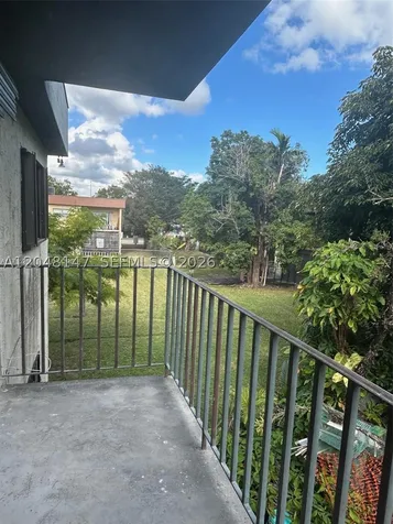 13987 NE 2nd Avenue Miami FL 33161
