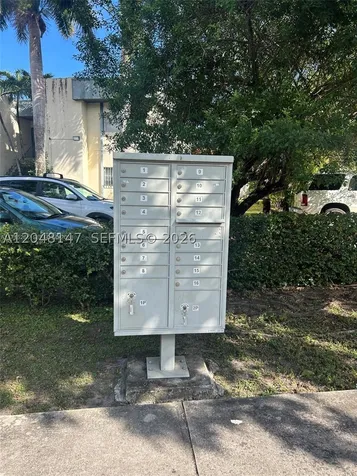 13987 NE 2nd Avenue Miami FL 33161