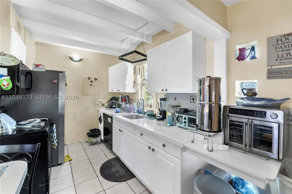 1300 S 20th Avenue Hollywood FL 33020