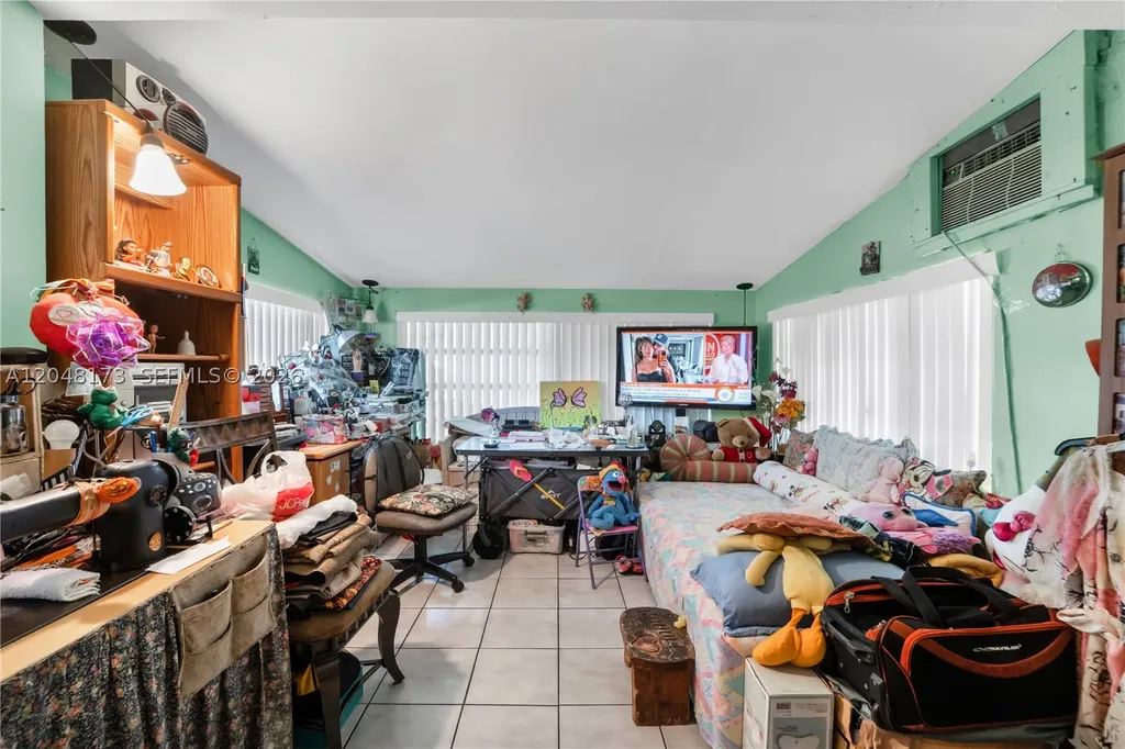 1300 S 20th Avenue Hollywood FL 33020