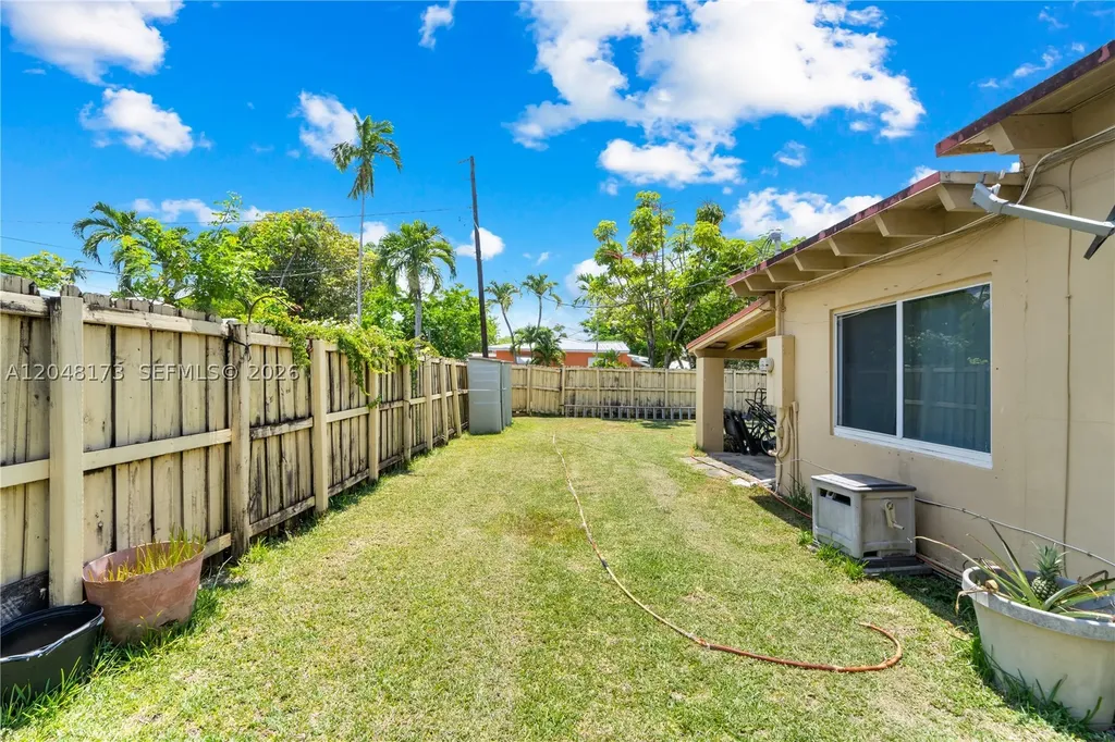 1300 S 20th Avenue Hollywood FL 33020
